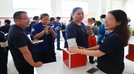 SolarEast celebrates 13 years of listing at Luoyang base