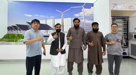 SolarEast Energy Storage Factory Hosts Pakistani Clients: Co-Exploring the New Future of Energy Storage