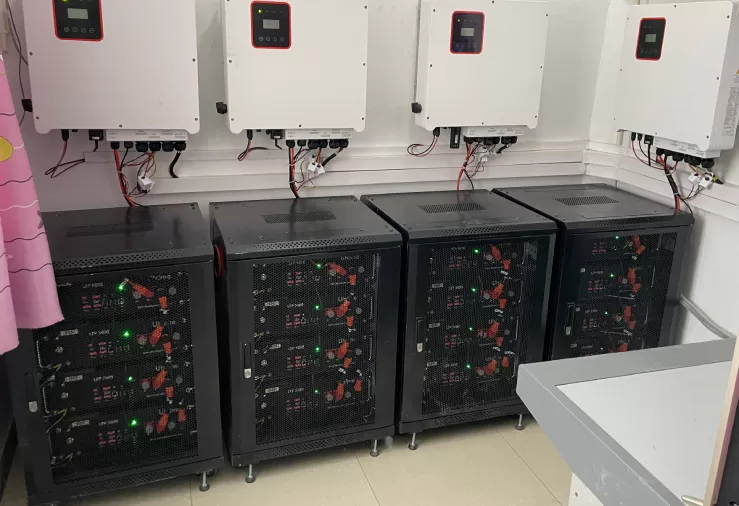 High-Performance Server Rack LiFePO4 ESS Battery Solutions: A SolarEast BESS Case Study