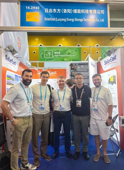 SolarEast Showcases Energy Storage and Mobile Energy Storage Solutions at the 140th Canton Fair